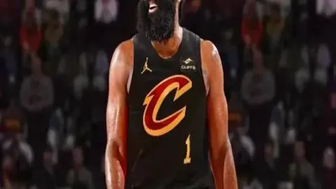 梅西进球难救主，巴塞罗那1-2不敌塞尔塔，朗格莱红牌离场